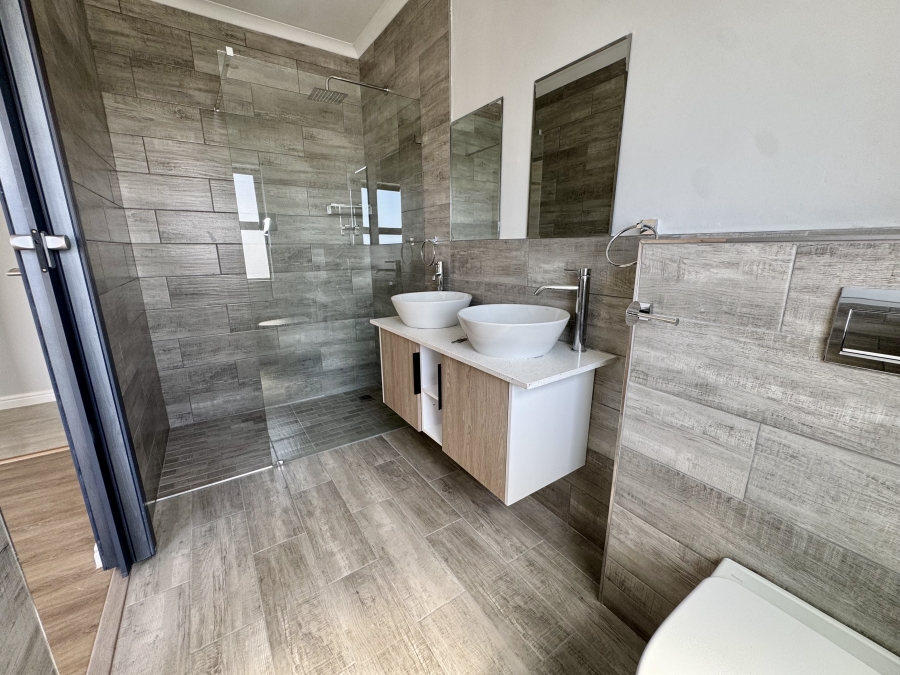 4 Bedroom Property for Sale in Sandown Western Cape